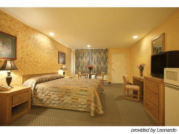 Americas Best Value Inn Roseburg Pokoj fotografie